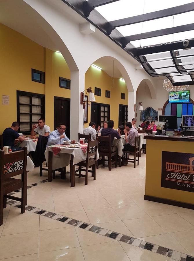 Hotel Colonial Манисалес Екстериор снимка