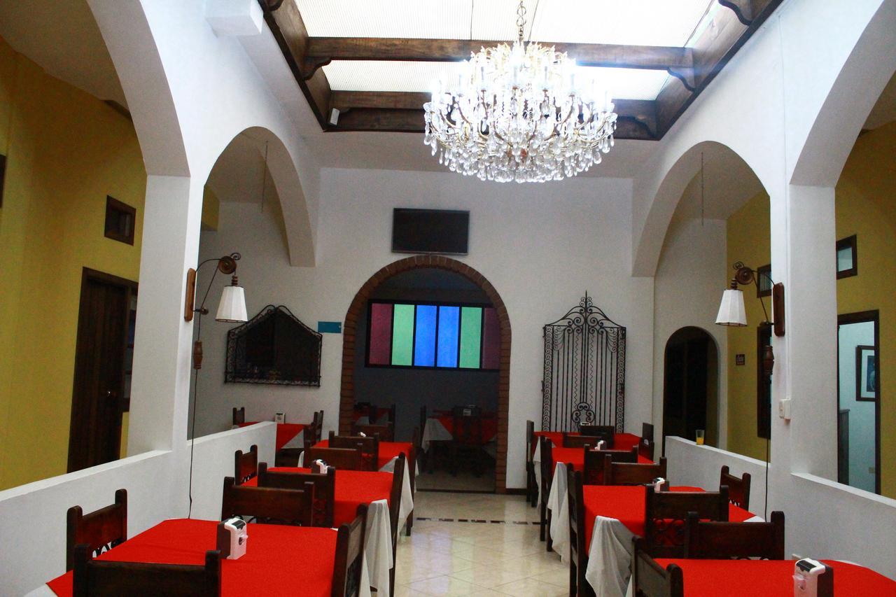 Hotel Colonial Манисалес Екстериор снимка