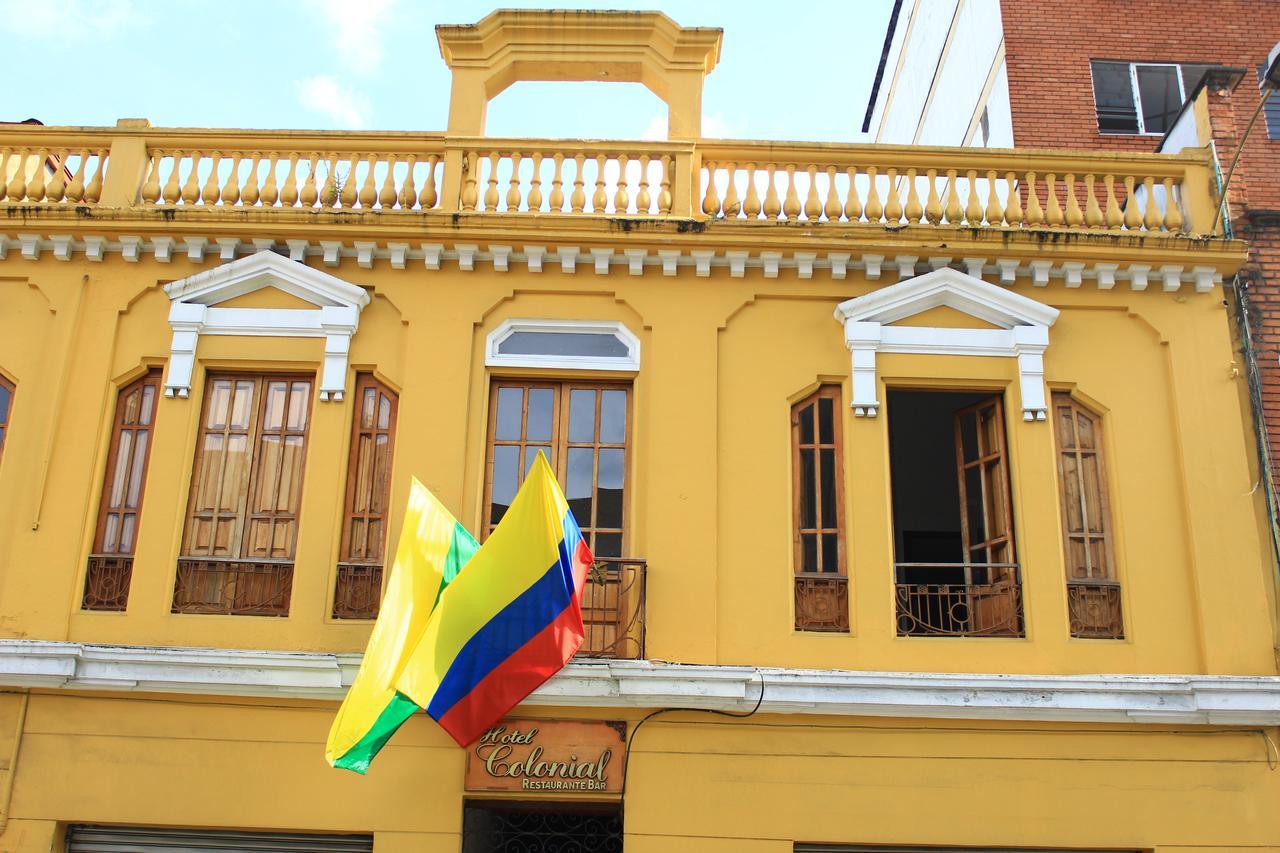 Hotel Colonial Манисалес Екстериор снимка